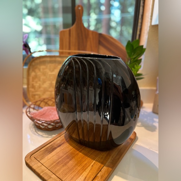 Other - Vintage large black ceramic vase